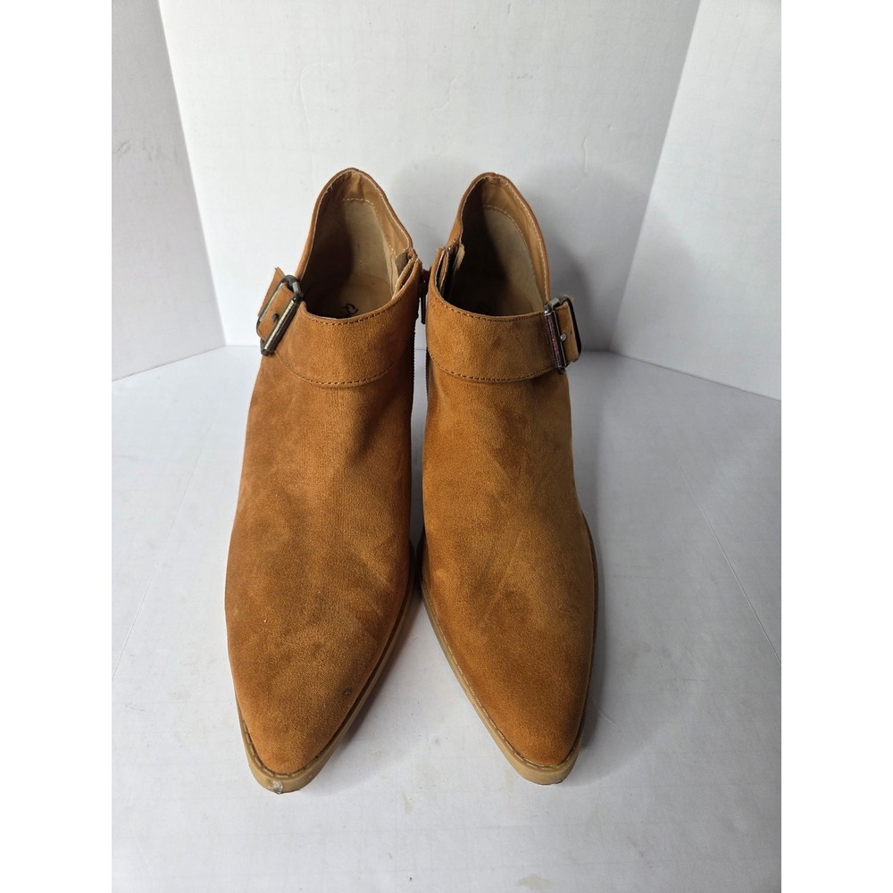 Qupid Tan Faux Suede Pointed Toe Ankle Booties Buckle Block Heel Womens Size 10